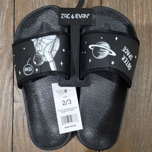 NWT Zac & Evan Boy's Slides, Black, Size 2/3
